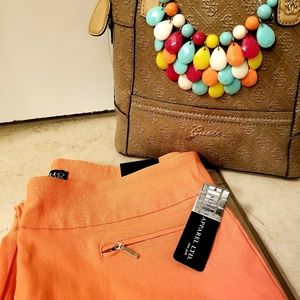 Soho size medium coral straight leg ankle pants